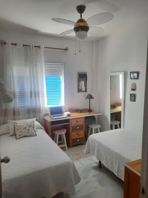 Amplio Apartamento En La Barrosa Novo Sancti Petri Kültér fotó